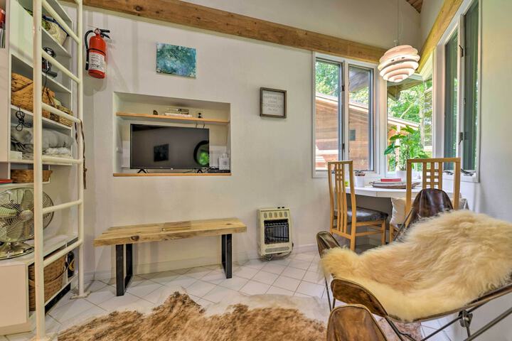 Tree-lined Robbinsville Studio Near Trails!