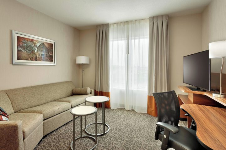 Room 14 of 37