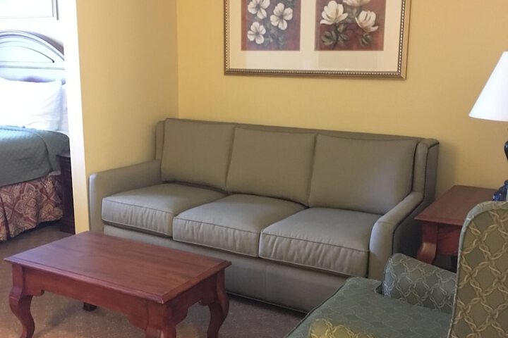 Room 28 of 52