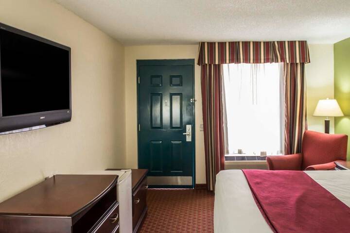 Room 16 of 34