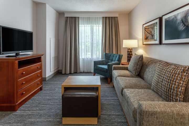 Room 21 of 32