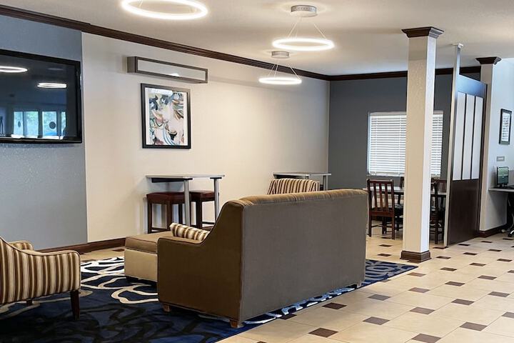 Hotel Interior 5 of 32