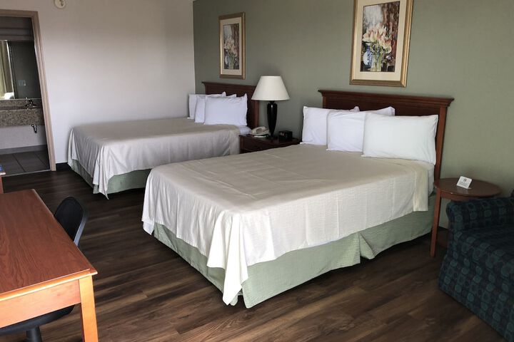 Room 20 of 38