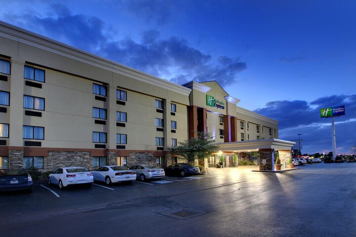 Hotel 6 of 33