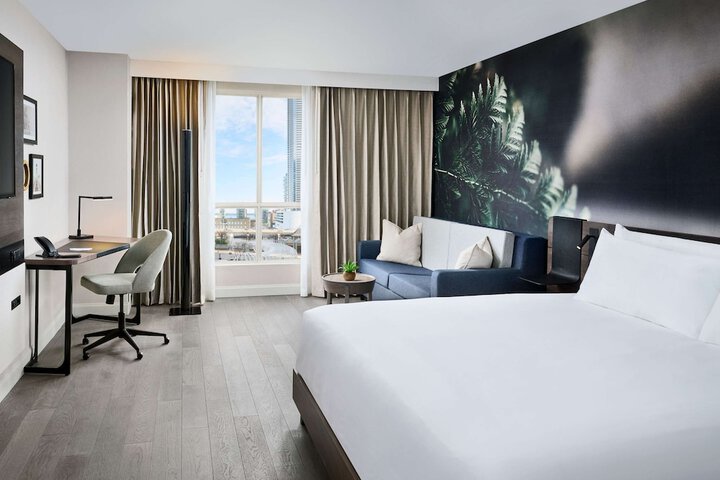 Room 45 of 73