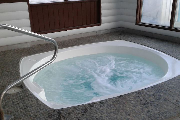 Spa 51 of 53