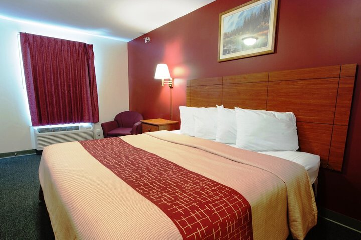 Room 19 of 34