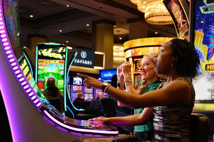 Caesars Southern Indiana Hotel & Casino - a Caesars Rewards Destination