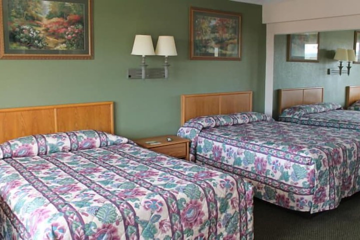 Room 18 of 42