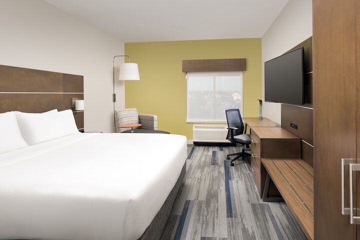 Room 17 of 29