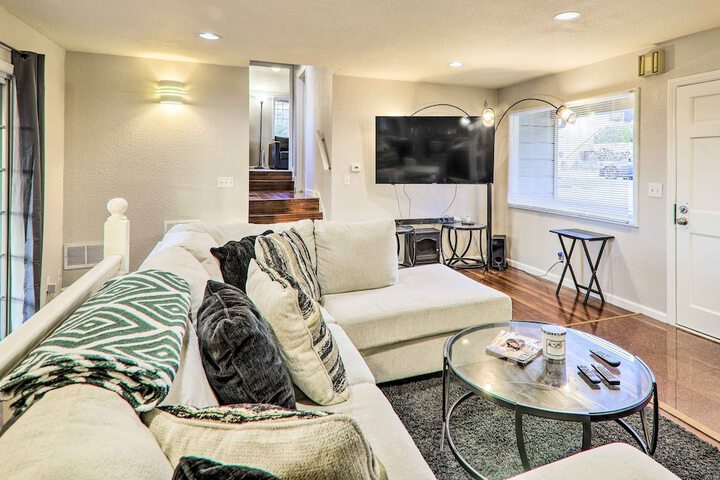 Castro Valley Home w / Bay Area Views!