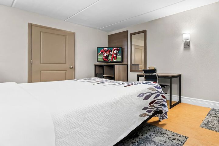 Room 5 of 27