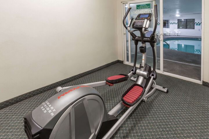 Travelodge Suites by Wyndham Newberg
