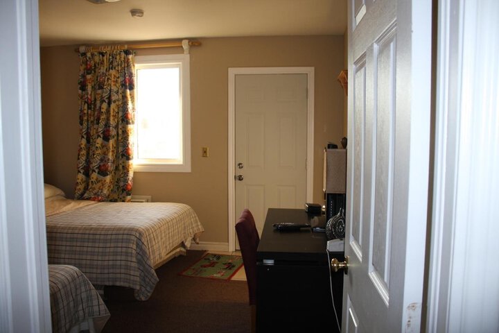 Room 10 of 47