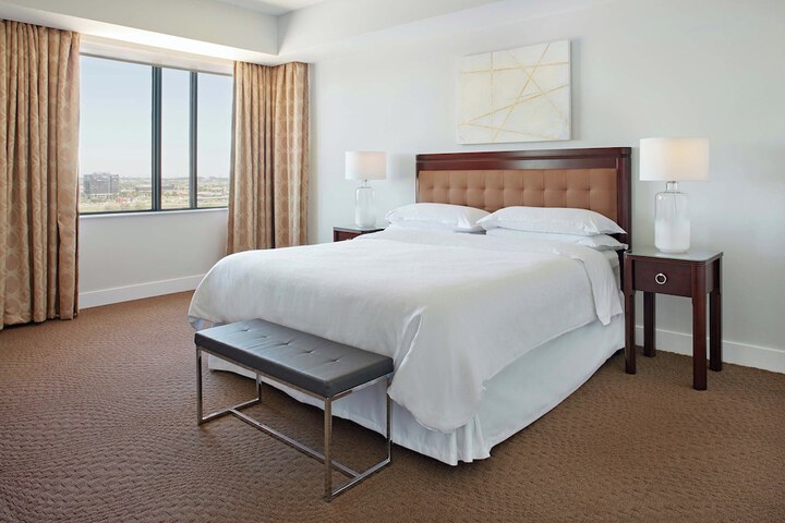 Room 30 of 117