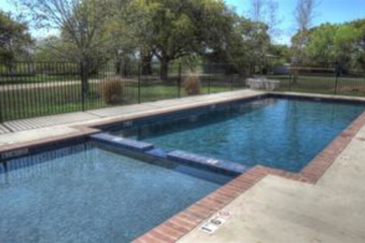 Utopia River Retreat