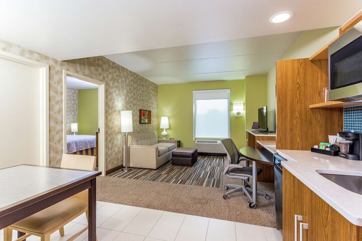 Room 44 of 59