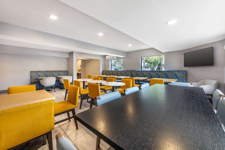 Sleep Inn Miami International Airport