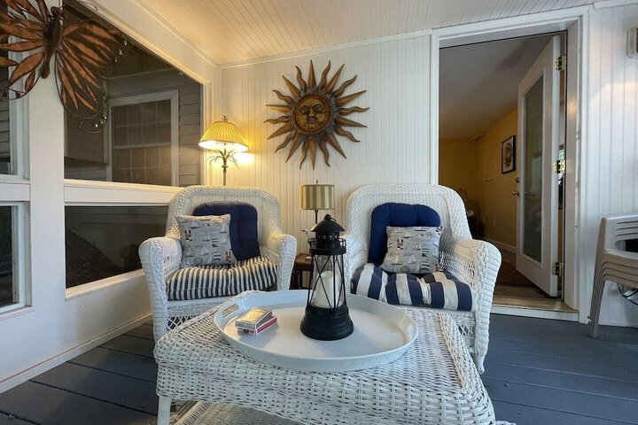 Harbor Hideaway