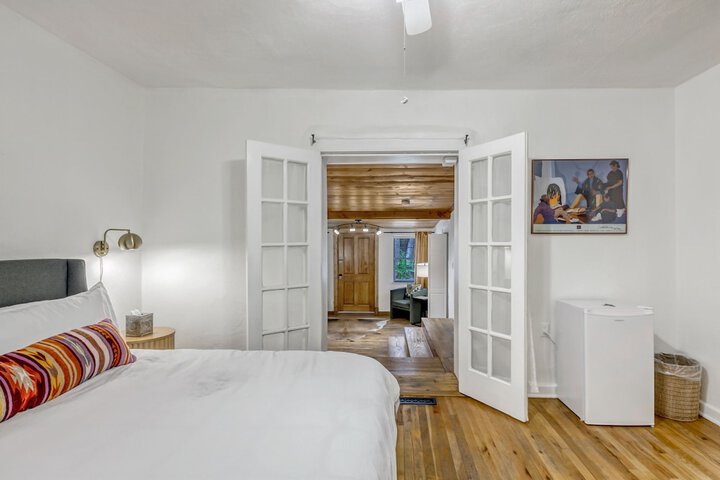 Room 41 of 149