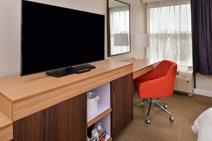 Hampton Inn Greensboro-East