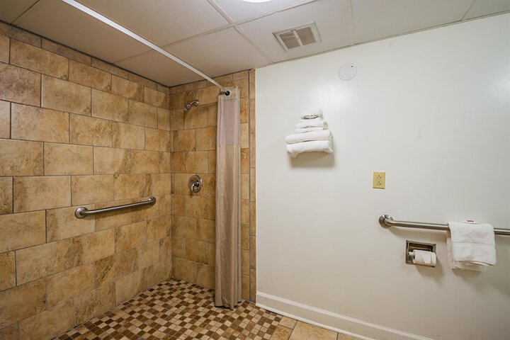Room 17 of 31
