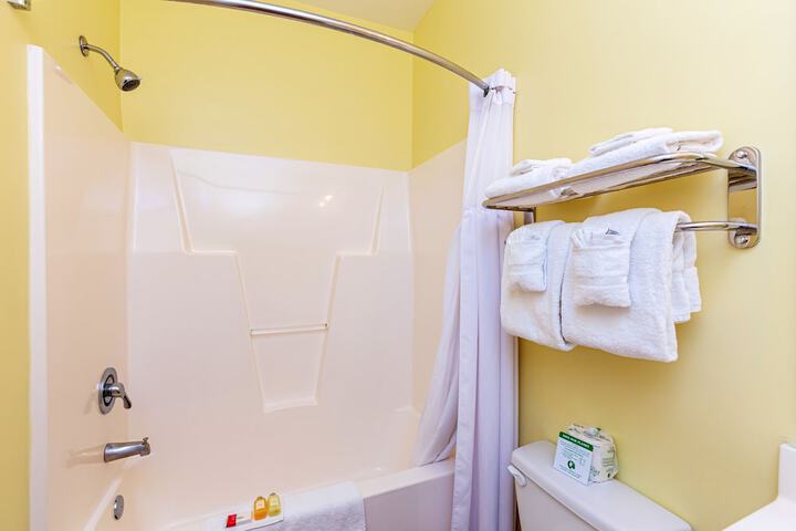 Topsail Shores Inn