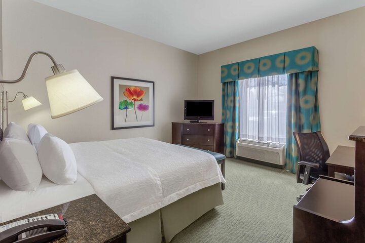 Room 12 of 22