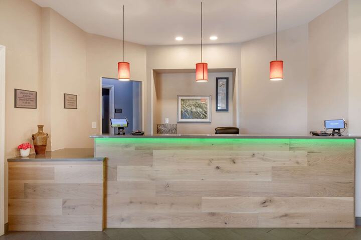 Hotel Interior 11 of 84