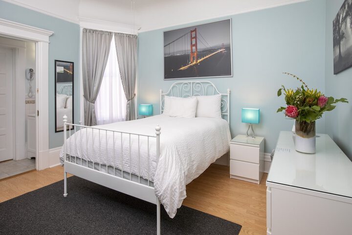 Room 42 of 116