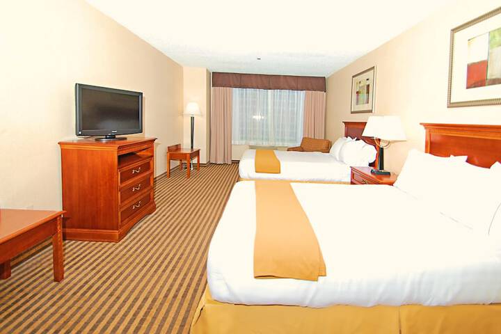 Room 27 of 41