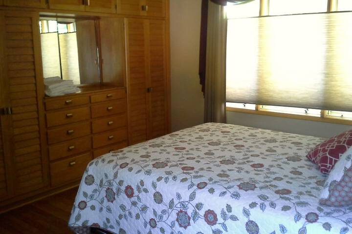 Room 22 of 37