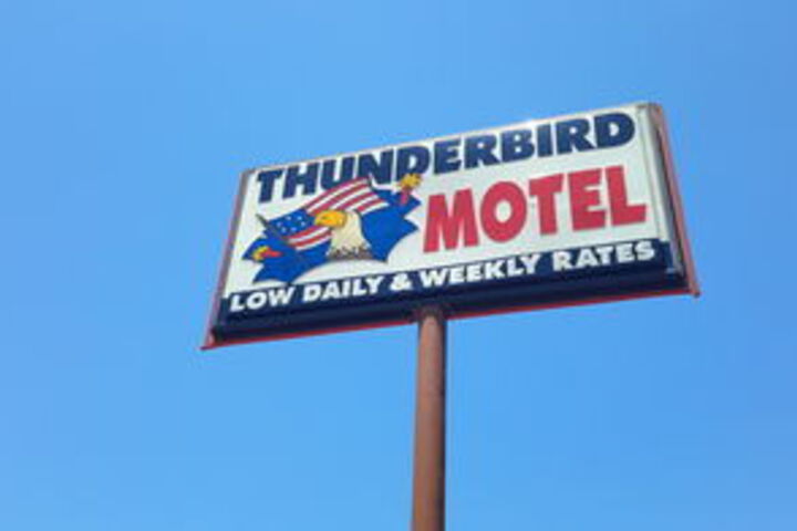 Thunderbird Motel