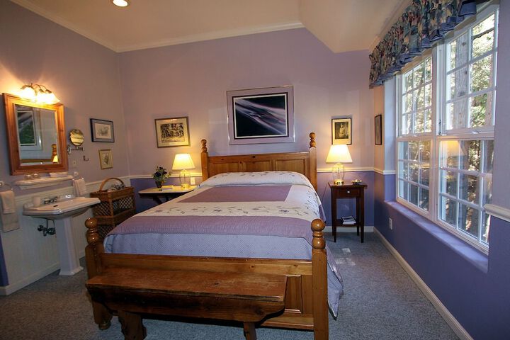 Room 15 of 61