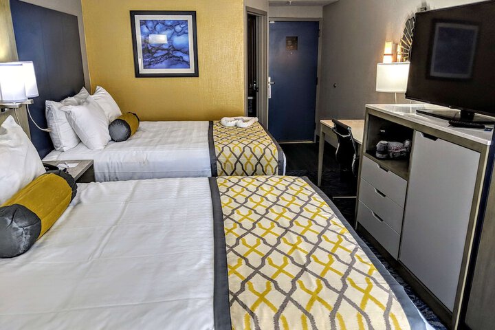 Best Western Plus Bloomington East Hotel