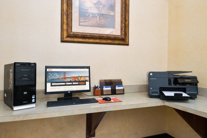 Holiday Inn Express & Suites Abilene by IHG