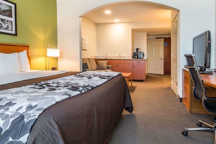 Room 46 of 72