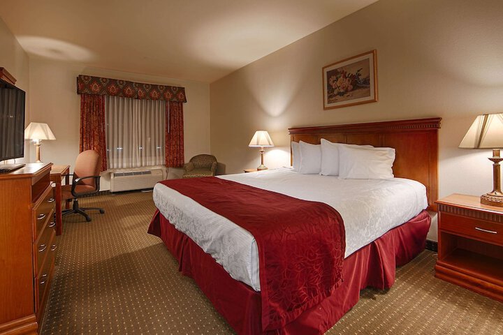 Room 16 of 23