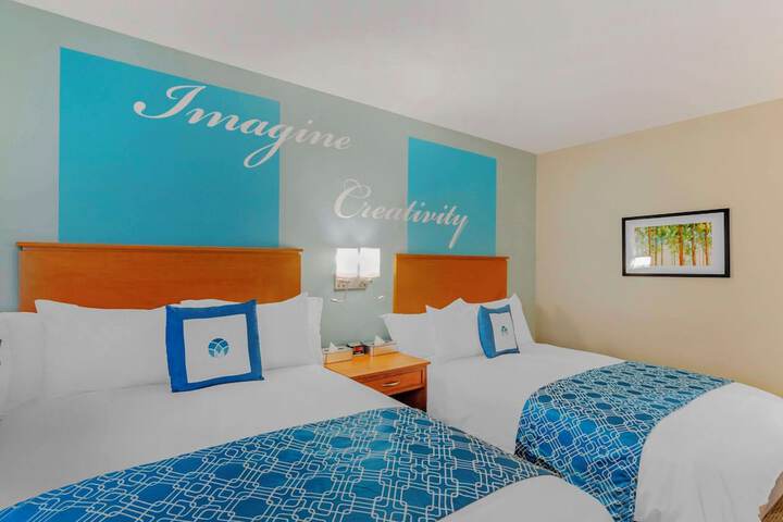 Room 34 of 82