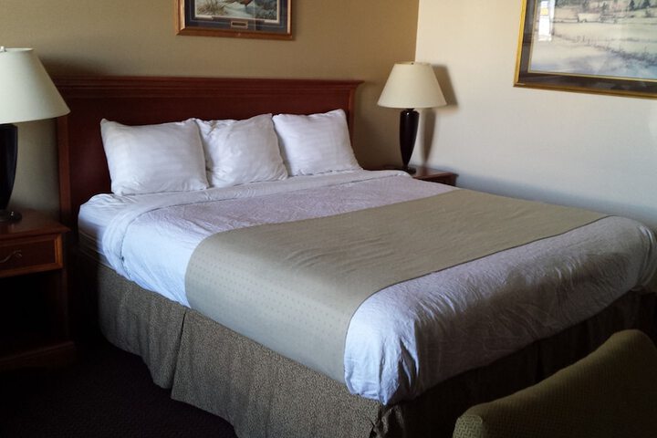 Room 16 of 27