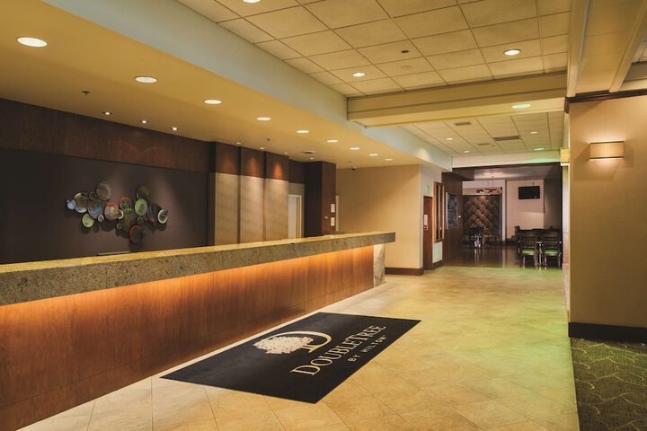 Hotel Interior 11 of 57