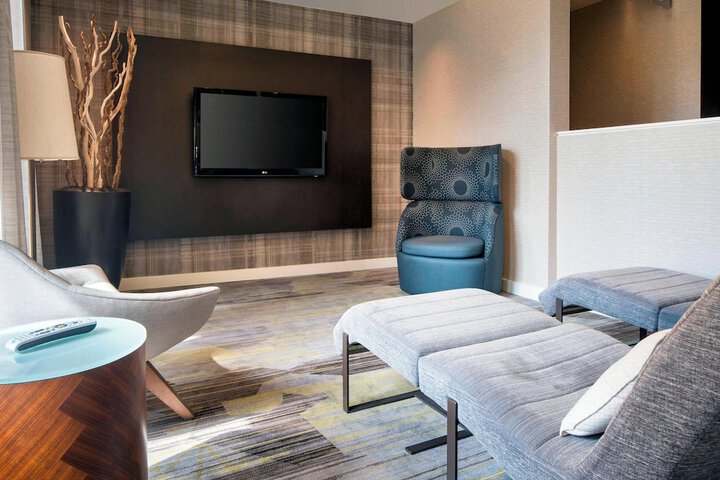 Hotel Interior 12 of 37
