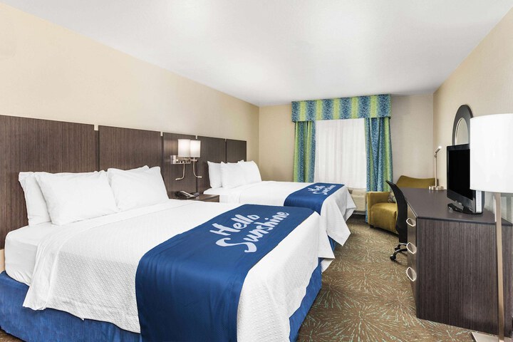 Room 18 of 32