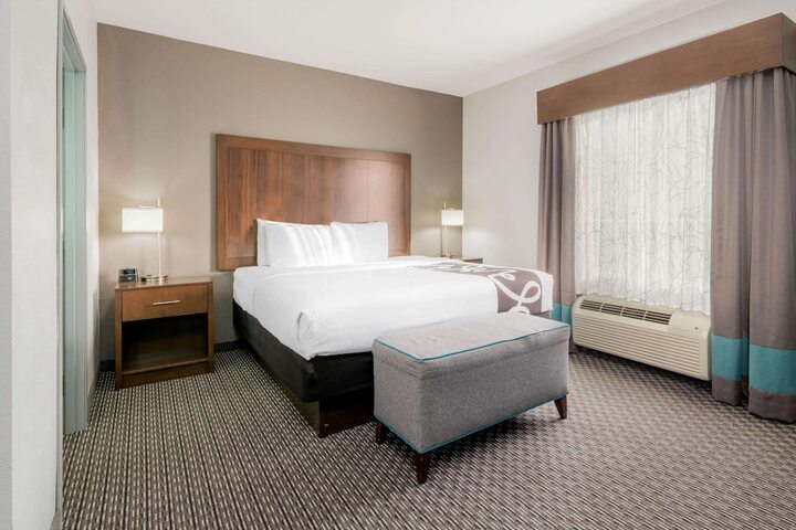 Room 16 of 29