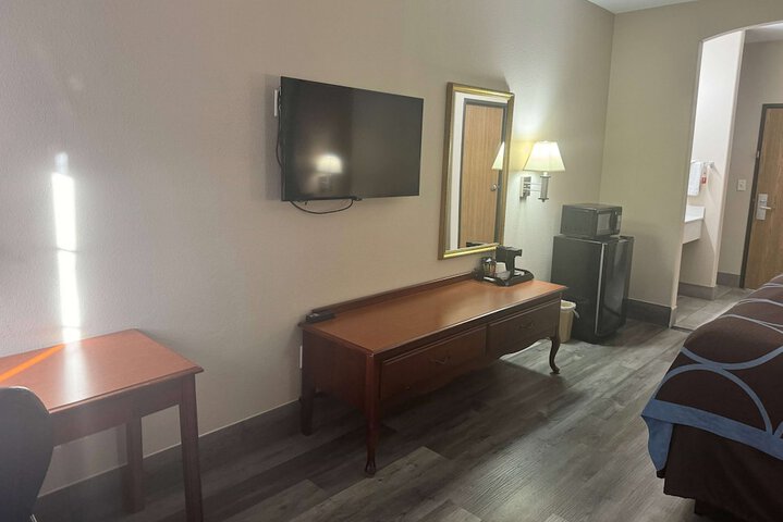 Room 22 of 45
