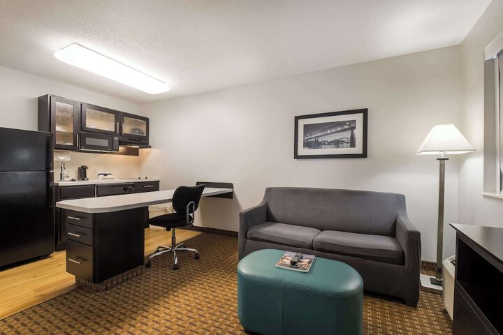 Room 18 of 42