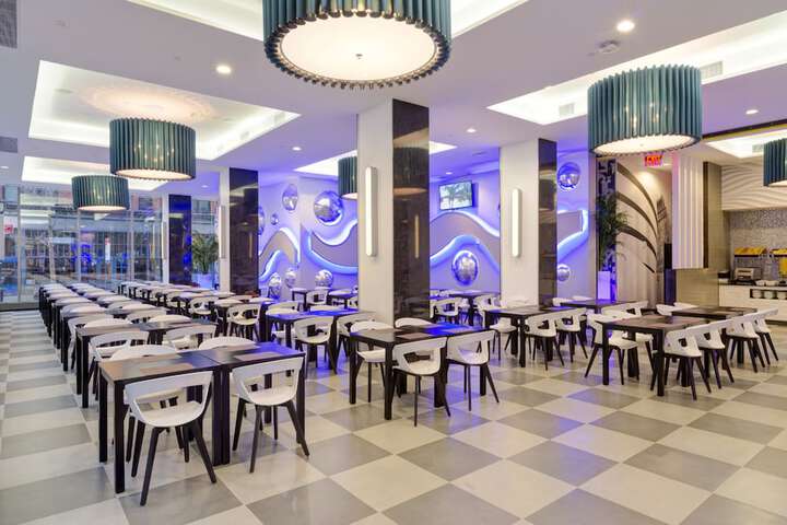 Dining 77 of 108