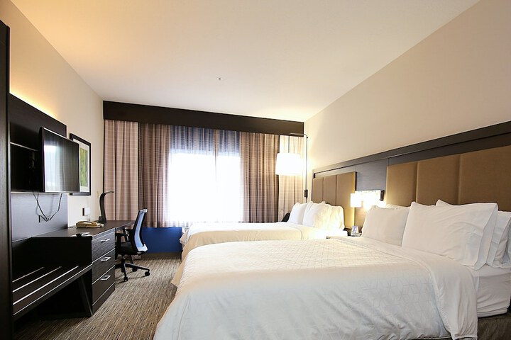 Holiday Inn Express & Suites Ashland by IHG