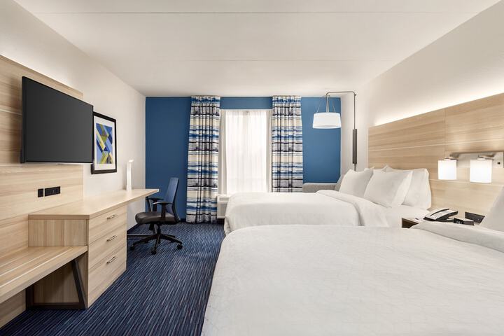 Room 6 of 33