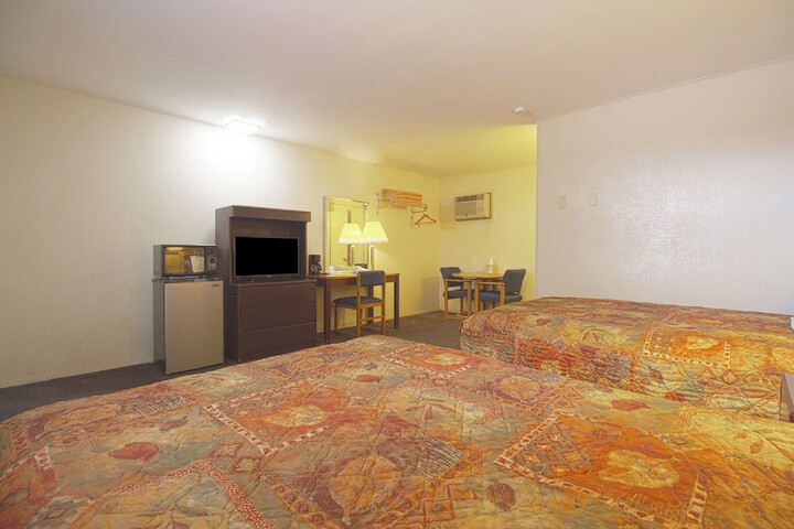 Room 73 of 92